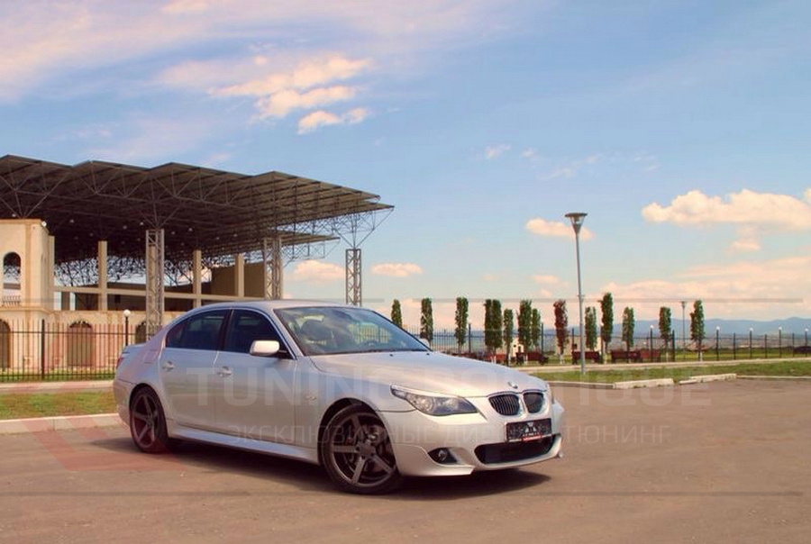 BMW 5 Series на 20" дисках Vossen CV3 Matte Graphite фото 1